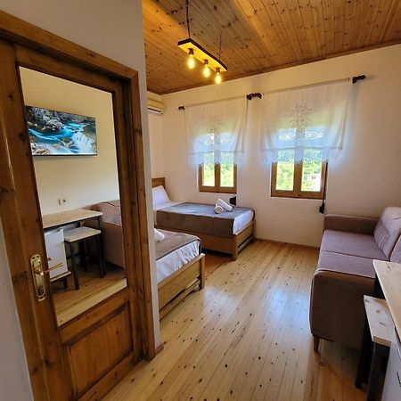 Jona Guest House Αργυρόκαστρο Εξωτερικό φωτογραφία