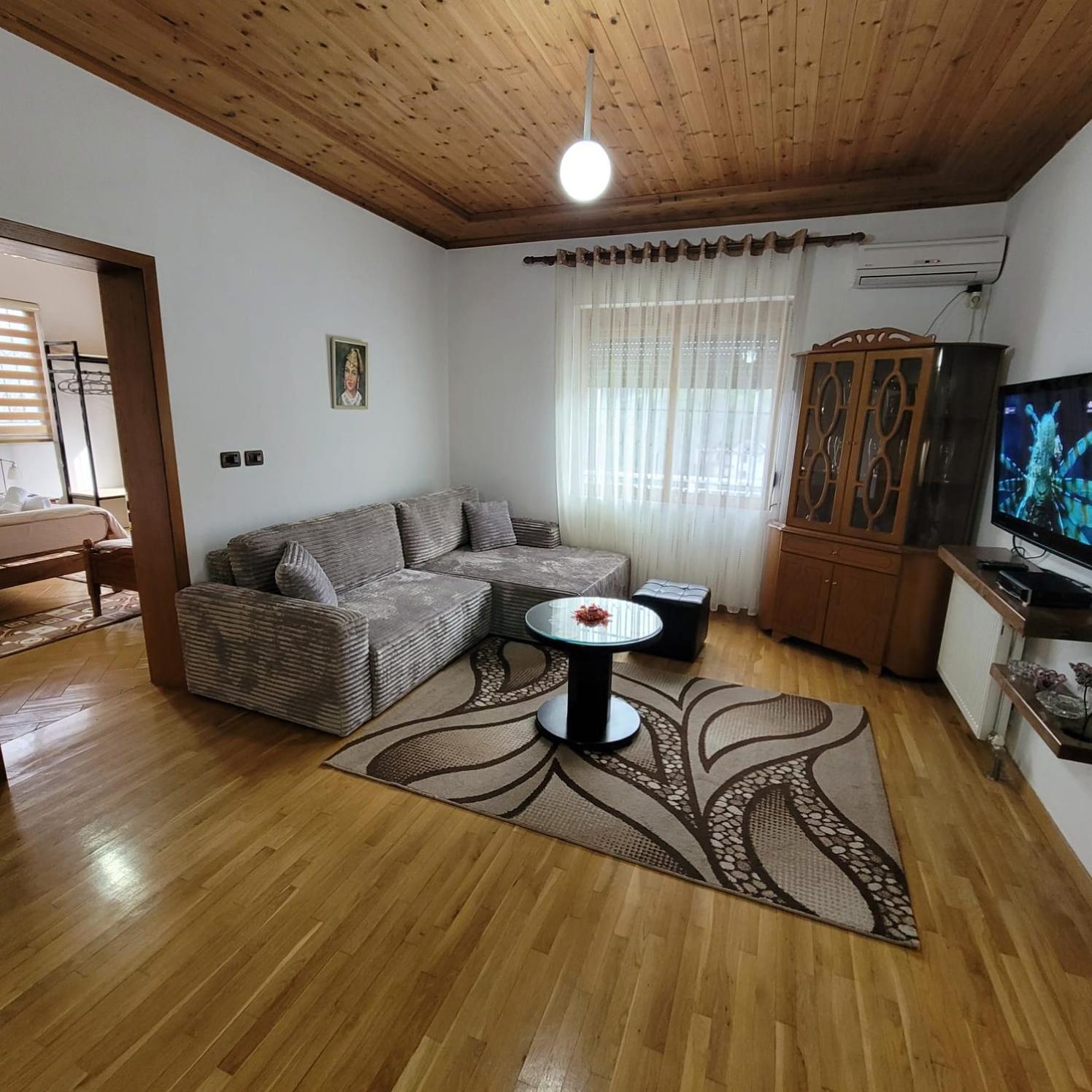 Jona Guest House Αργυρόκαστρο Εξωτερικό φωτογραφία