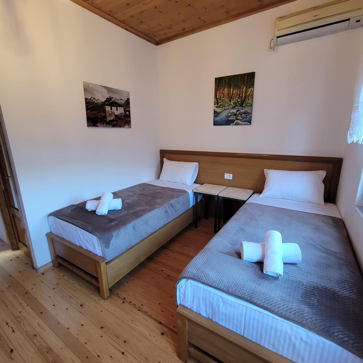 Jona Guest House Αργυρόκαστρο Εξωτερικό φωτογραφία