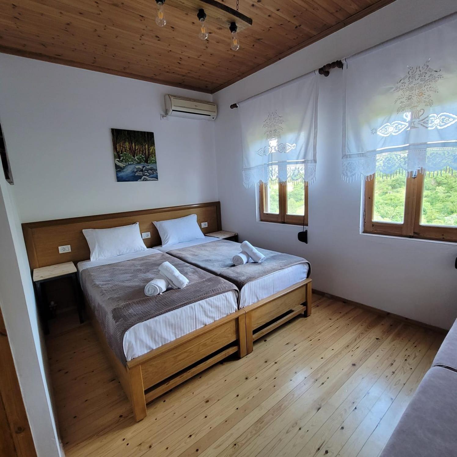 Jona Guest House Αργυρόκαστρο Εξωτερικό φωτογραφία